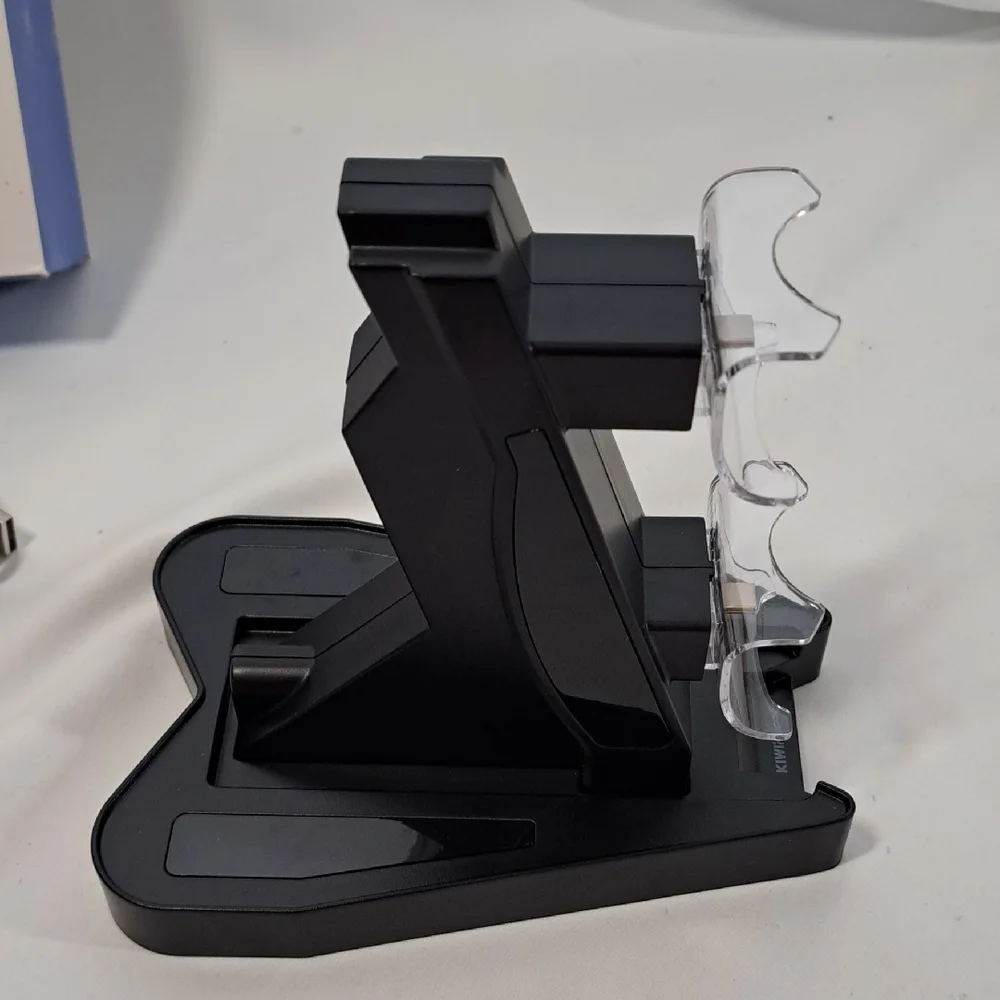 iHome Black Dual Controller Charger with Blue LED